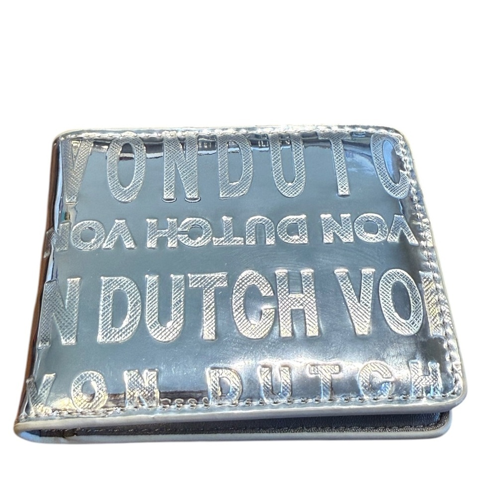 Men’s bi-fold Von Dutch Logo Embossed Wallet. Silver Mirror. Reflective!